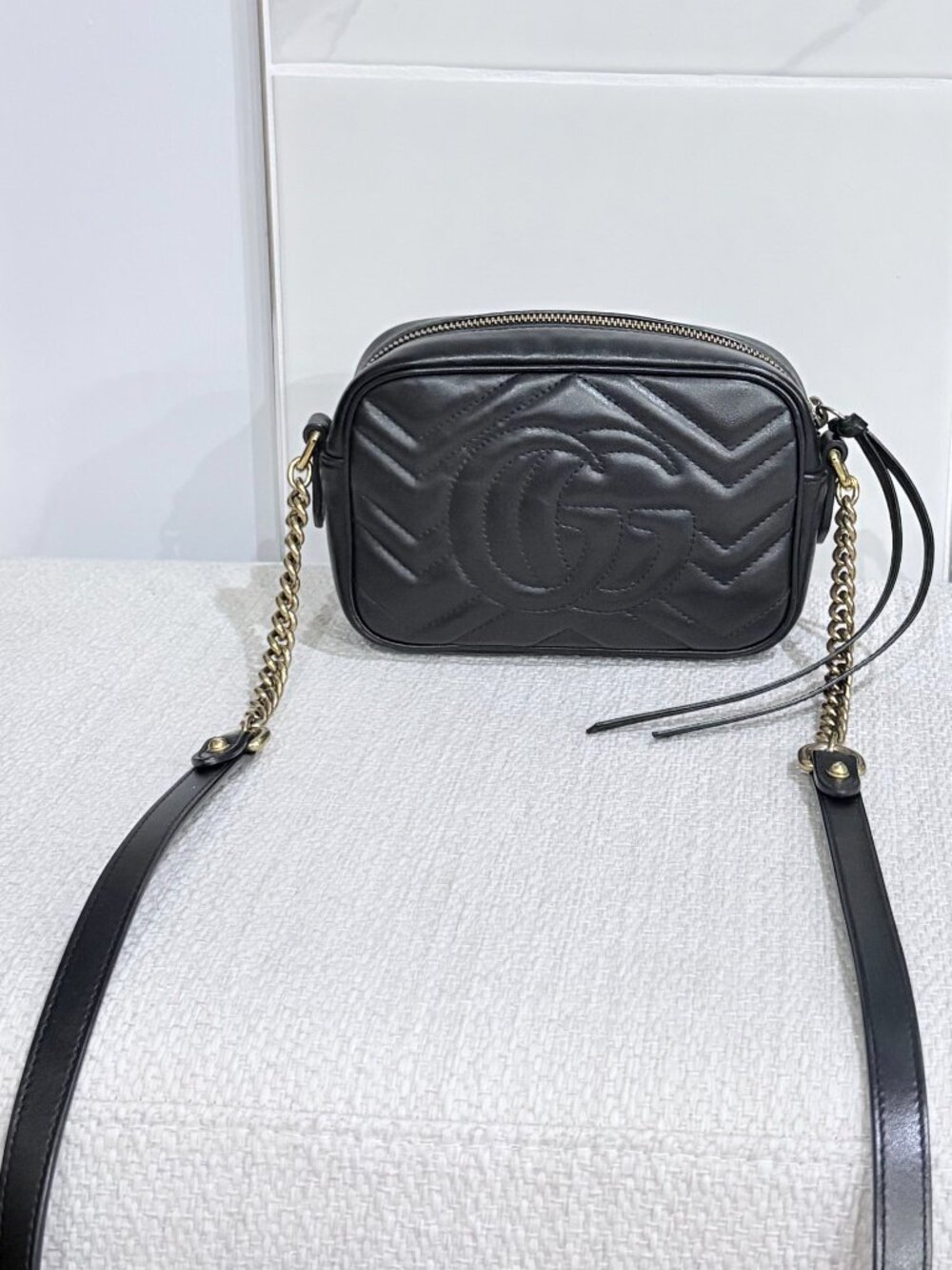 Gucci GG Marmont mini camera bag - Picture 7 of 14
